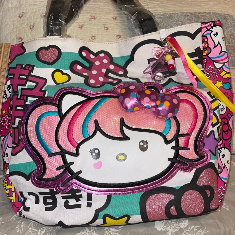 2013 Loungefly Sanrio Hello Kitty Japanimation Tote Bag!!